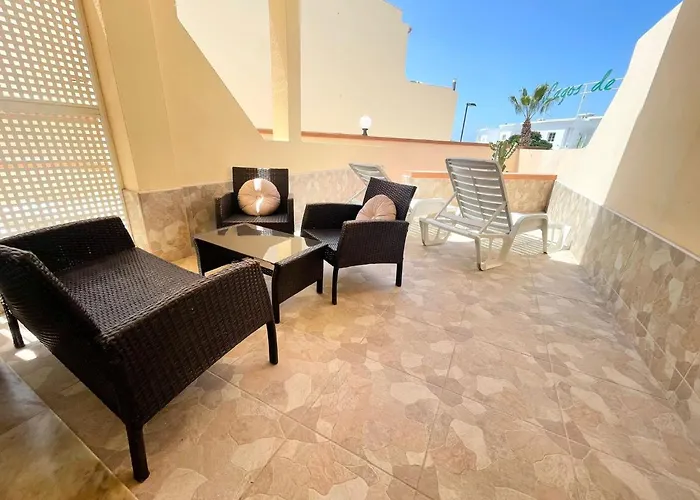 White Sensation Apartment *